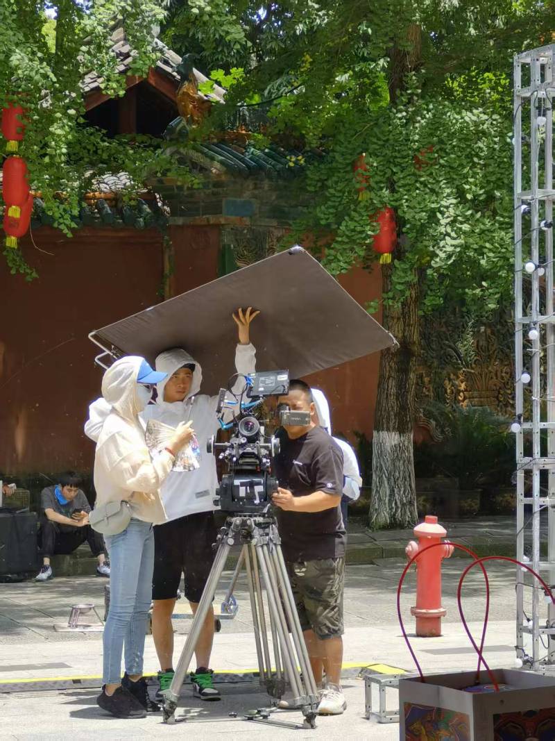 盈江县TVC拍摄公司：资深团队坐镇，打造现象级广告作品的幕后推手